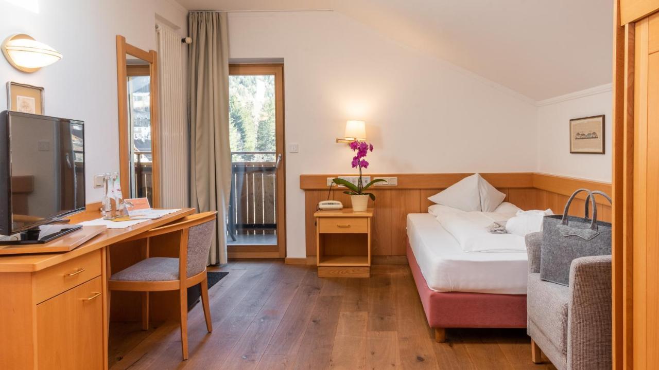 Hotel Post - Olangcard Included Esterno foto